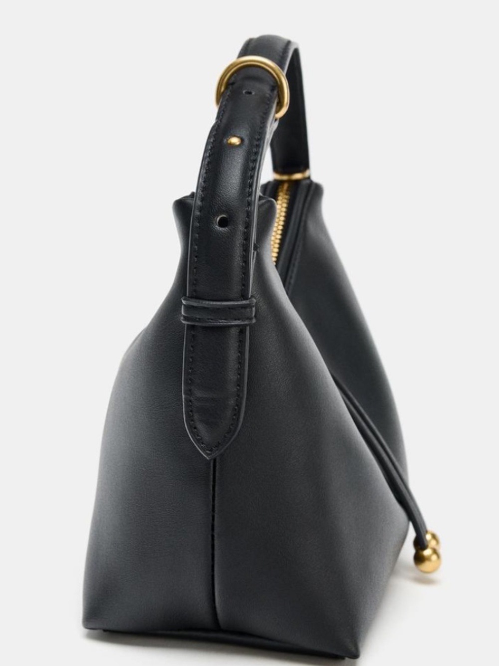 Zara Mini Bucket Bag with Ball Detail. Color Black - Picture 5 of 8